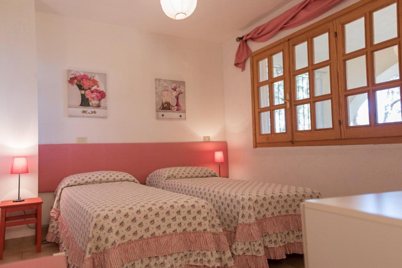 Dommos - Sunrise Apartments Cala Liberotto Exteriér fotografie